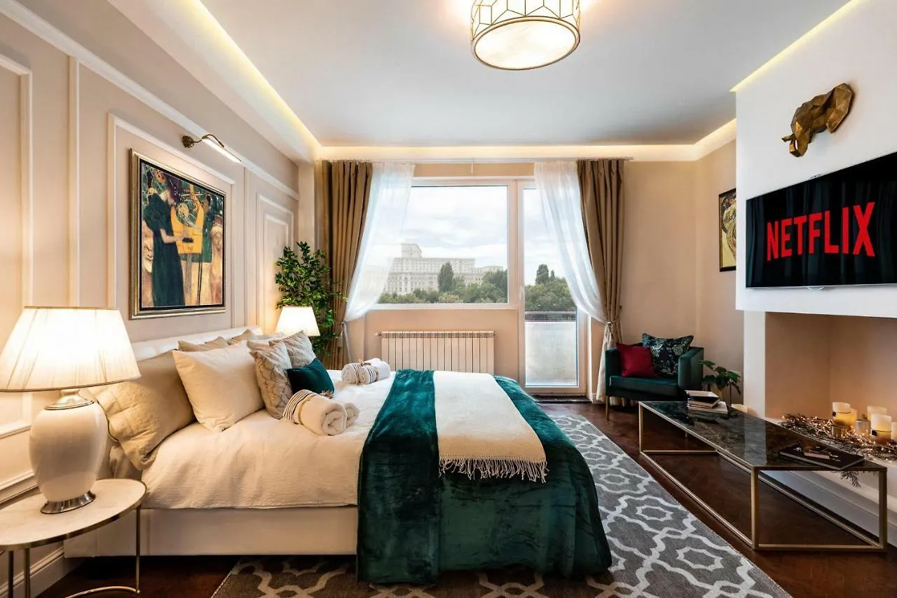 Qult - Golden Nest Apartment Bucharest